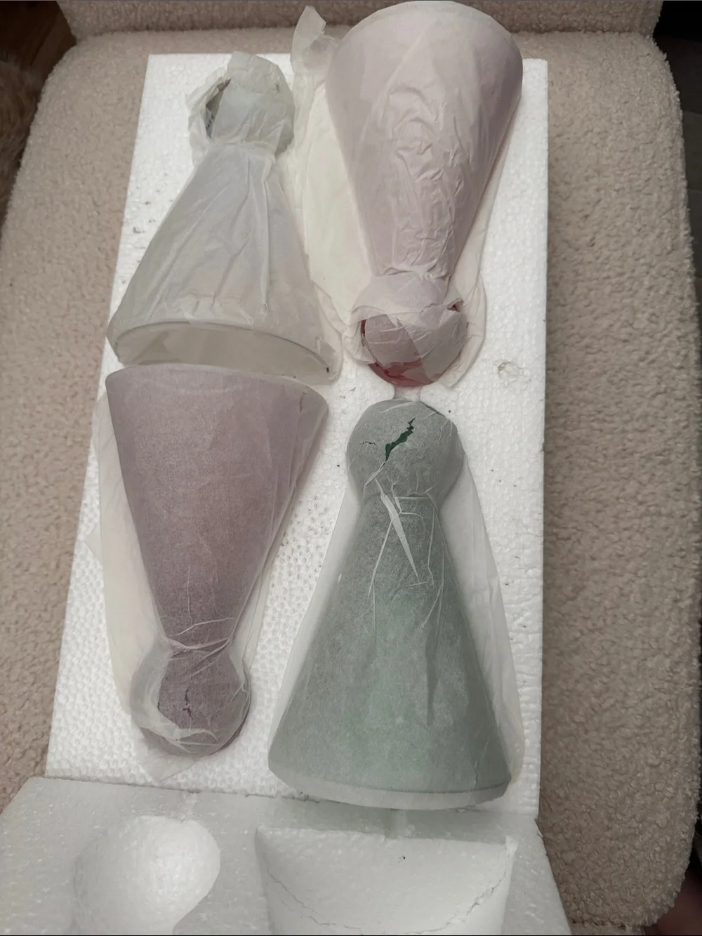Anthropologie Gemma lavande (lilac) Faceted martini Glasses